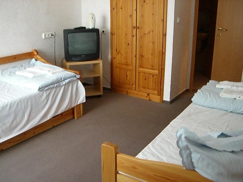 Hotel Napfürdő Vendégház Mezőkövesd Esterno foto