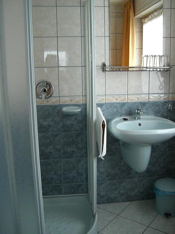 Hotel Napfürdő Vendégház Mezőkövesd Esterno foto