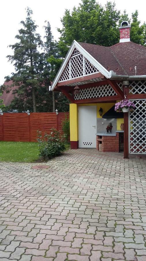 Hotel Napfürdő Vendégház Mezőkövesd Esterno foto